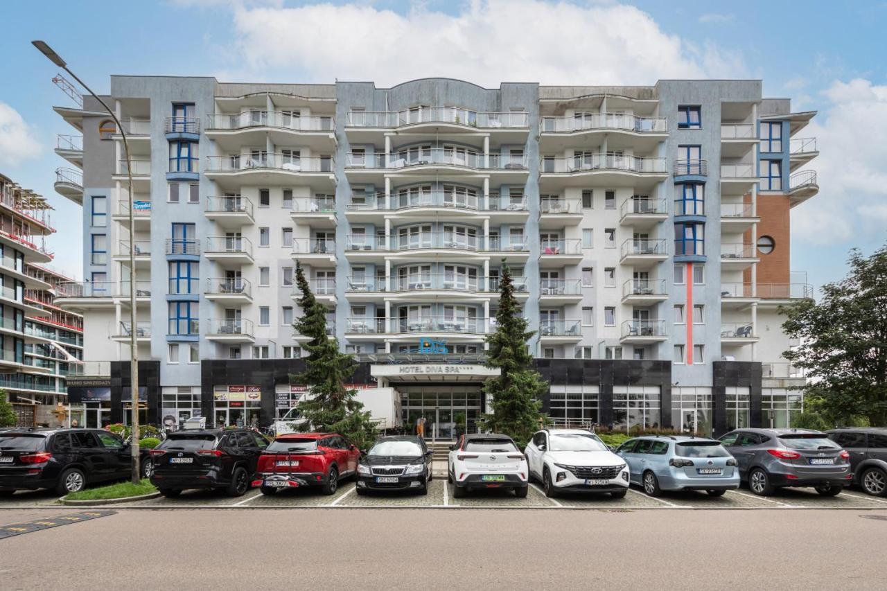 4Star Hotel With Pool - Pet-Friendly Apartment By Noclegi Renters โควอบเซก ภายนอก รูปภาพ